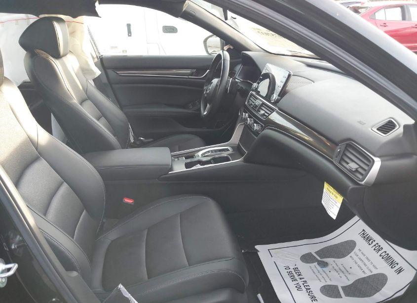 Photo 5 of 2022 Honda Accord SPORT 2.0T (VIN 1HGCV2F33NA006325)