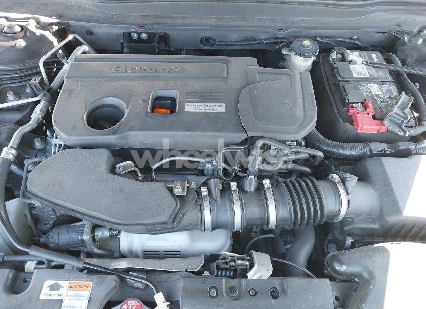 Photo 10 of 2018 Honda Accord SPORT 2.0T (VIN 1HGCV2F34JA001712)