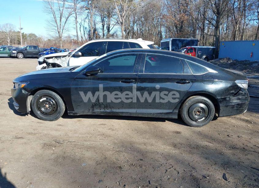 Photo 13 of 2018 Honda Accord SPORT 2.0T (VIN 1HGCV2F34JA001712)