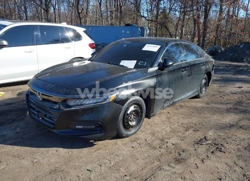 Photo 2 of 2018 Honda Accord SPORT 2.0T (VIN 1HGCV2F34JA001712)