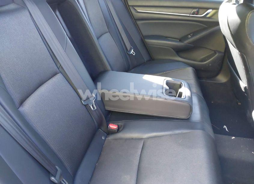 Photo 8 of 2018 Honda Accord SPORT 2.0T (VIN 1HGCV2F34JA001712)