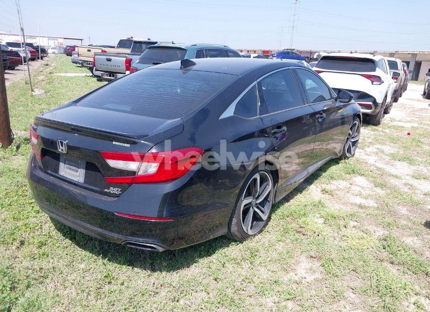 Photo 4 of 2018 Honda Accord SPORT 2.0T (VIN 1HGCV2F34JA002066)