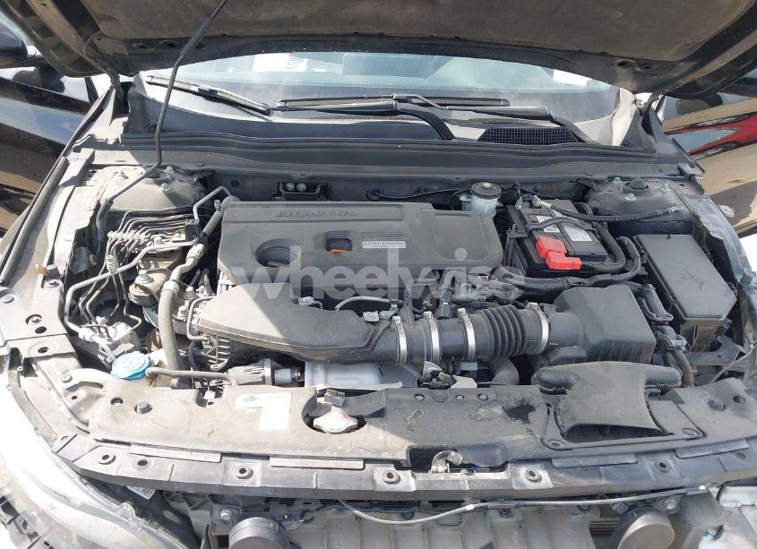 Photo 10 of 2018 Honda Accord SPORT 2.0T (VIN 1HGCV2F34JA014718)