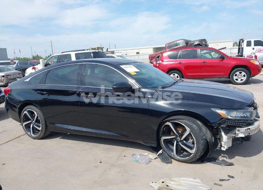 Photo 14 of 2018 Honda Accord SPORT 2.0T (VIN 1HGCV2F34JA014718)