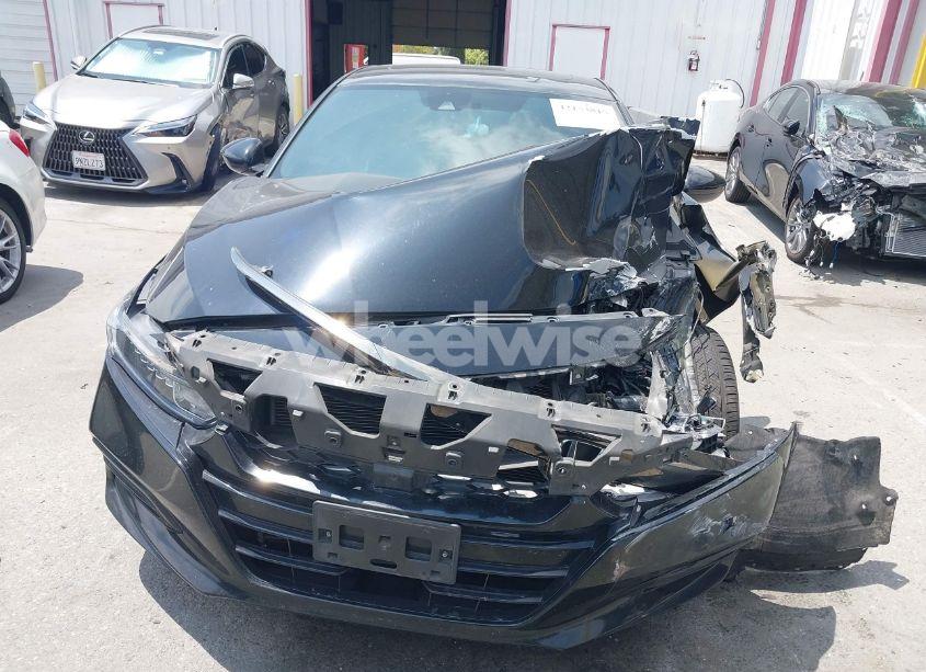 Photo 12 of 2018 Honda Accord SPORT 2.0T (VIN 1HGCV2F34JA032006)