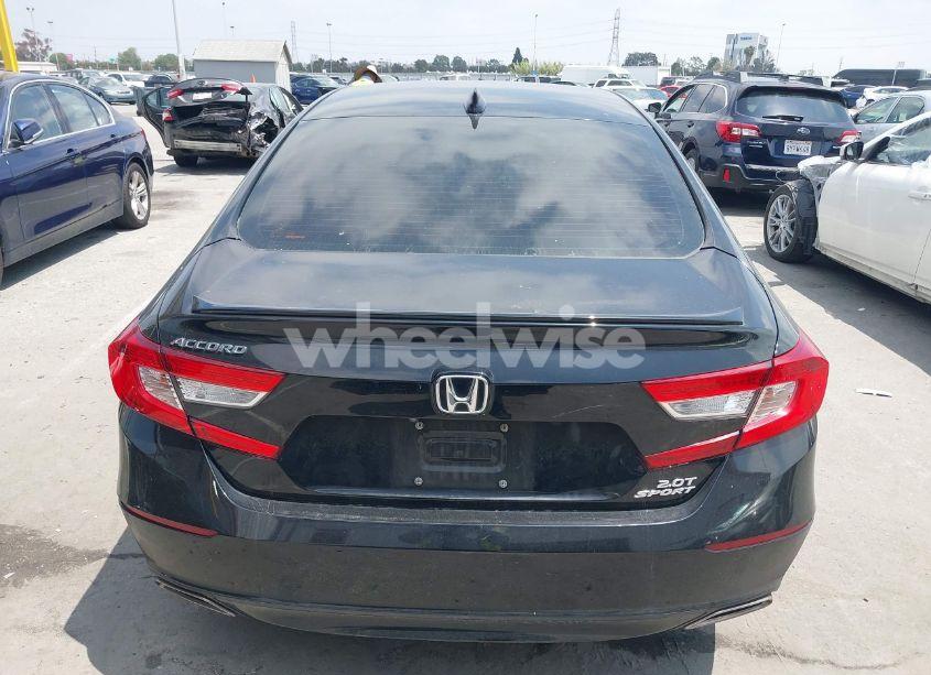 Photo 16 of 2018 Honda Accord SPORT 2.0T (VIN 1HGCV2F34JA032006)