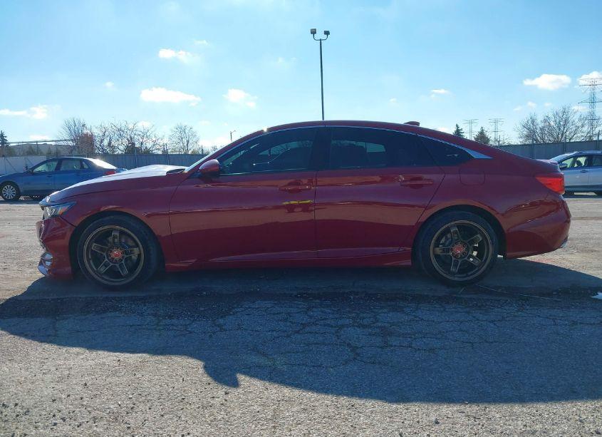 Photo 14 of 2018 Honda Accord SPORT 2.0T (VIN 1HGCV2F34JA043801)