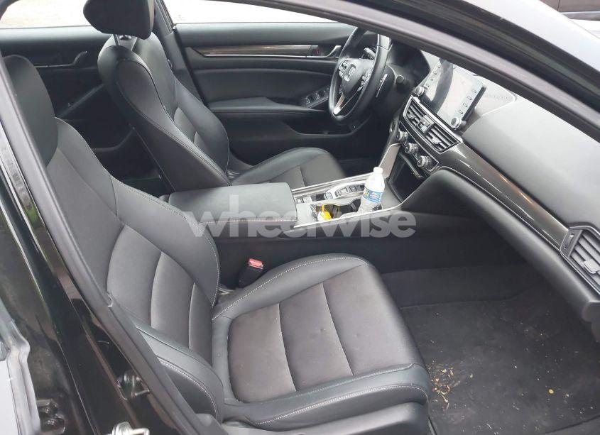 Photo 5 of 2019 Honda Accord SPORT 2.0T (VIN 1HGCV2F34KA002750)
