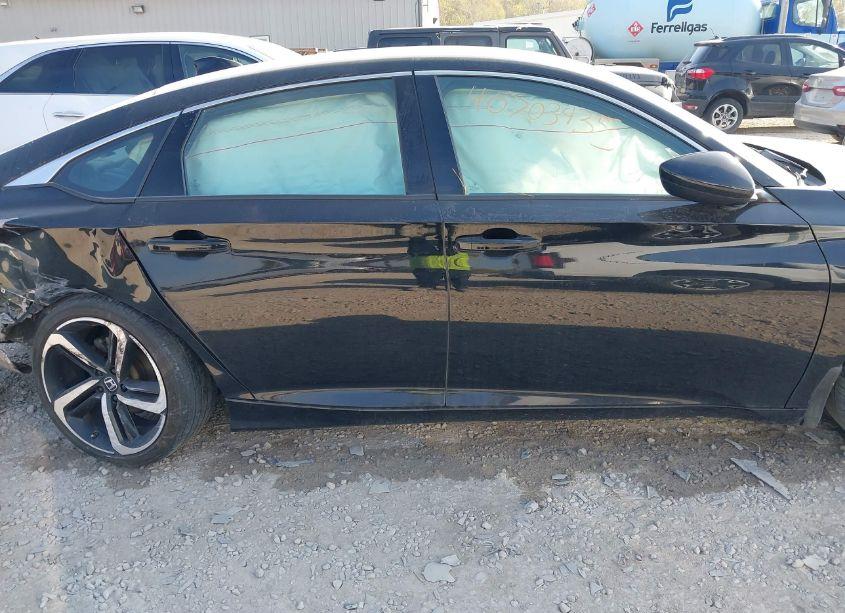 Photo 13 of 2021 Honda Accord SPORT 2.0T (VIN 1HGCV2F34MA015615)