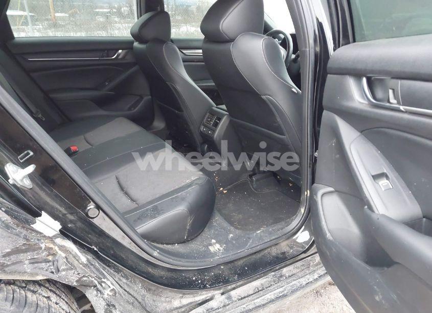 Photo 8 of 2022 Honda Accord SPORT 2.0T (VIN 1HGCV2F34NA010447)