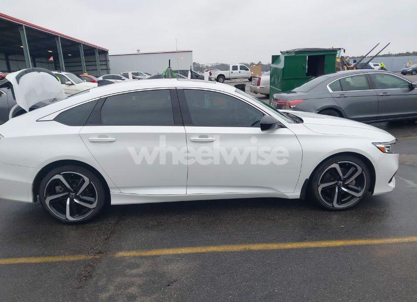 Photo 13 of 2022 Honda Accord SPORT 2.0T (VIN 1HGCV2F34NA016832)