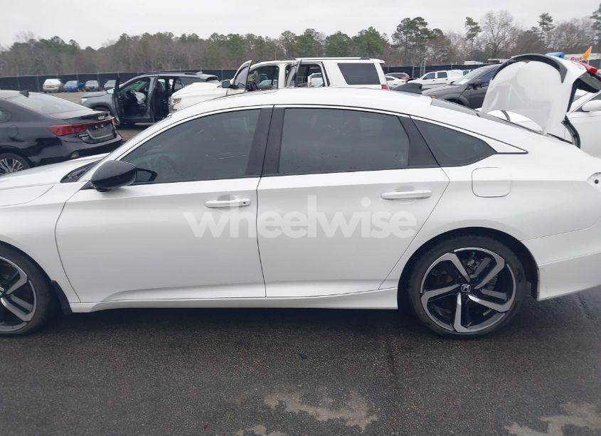 Photo 14 of 2022 Honda Accord SPORT 2.0T (VIN 1HGCV2F34NA016832)