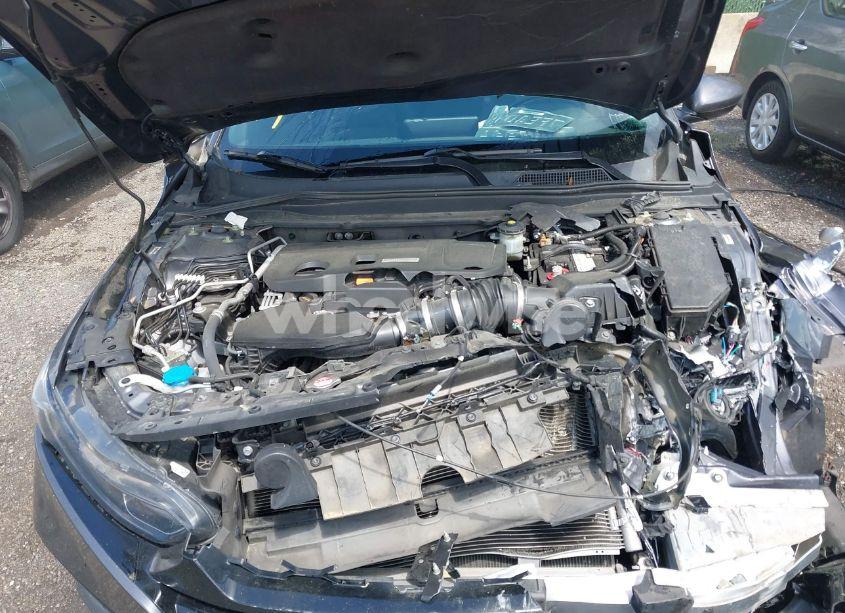 Photo 10 of 2018 Honda Accord SPORT 2.0T (VIN 1HGCV2F35JA026568)