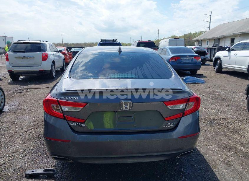 Photo 15 of 2018 Honda Accord SPORT 2.0T (VIN 1HGCV2F35JA026568)