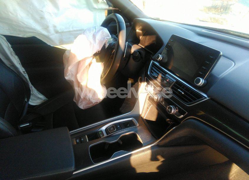 Photo 5 of 2019 Honda Accord SPORT 2.0T (VIN 1HGCV2F35KA019962)