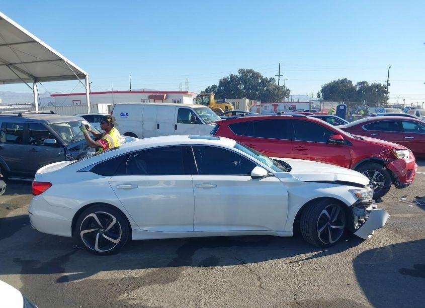 Photo 13 of 2019 Honda Accord SPORT 2.0T (VIN 1HGCV2F35KA020268)