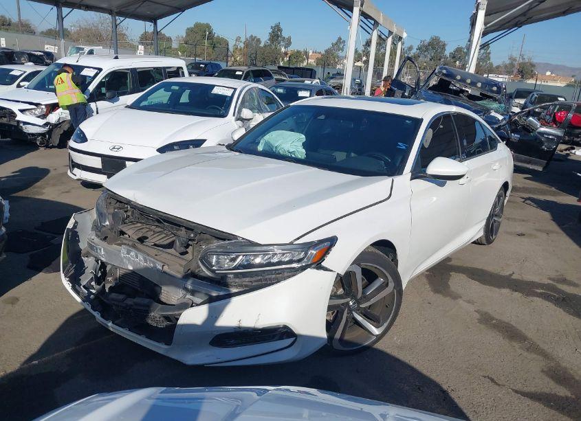 Photo 2 of 2019 Honda Accord SPORT 2.0T (VIN 1HGCV2F35KA020268)