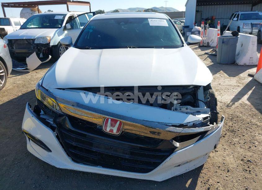 Photo 13 of 2019 Honda Accord SPORT 2.0T (VIN 1HGCV2F35KA020660)