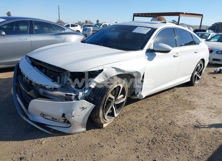 Photo 2 of 2019 Honda Accord SPORT 2.0T (VIN 1HGCV2F35KA020660)