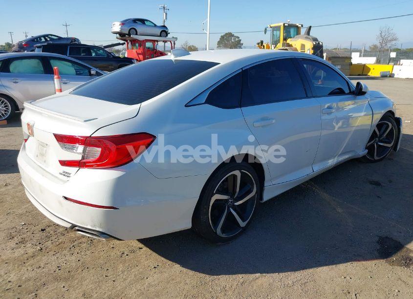 Photo 4 of 2019 Honda Accord SPORT 2.0T (VIN 1HGCV2F35KA020660)