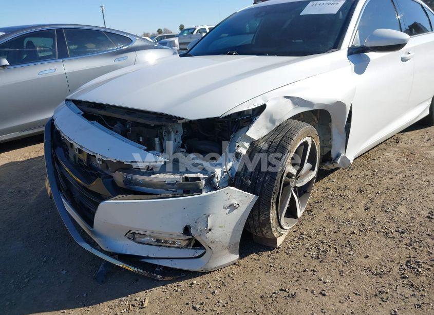 Photo 6 of 2019 Honda Accord SPORT 2.0T (VIN 1HGCV2F35KA020660)