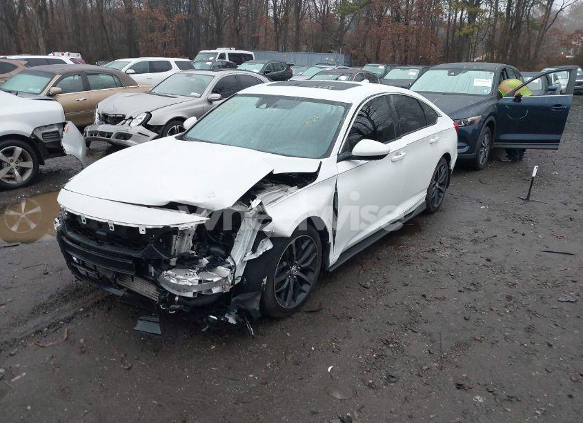 Photo 2 of 2019 Honda Accord SPORT 2.0T (VIN 1HGCV2F35KA036258)