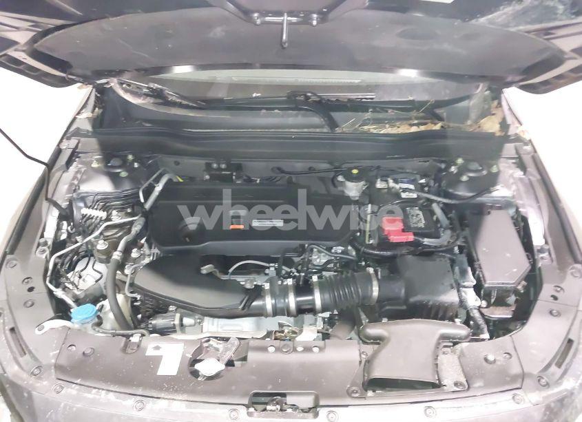 Photo 10 of 2020 Honda Accord SPORT 2.0T (VIN 1HGCV2F35LA002922)