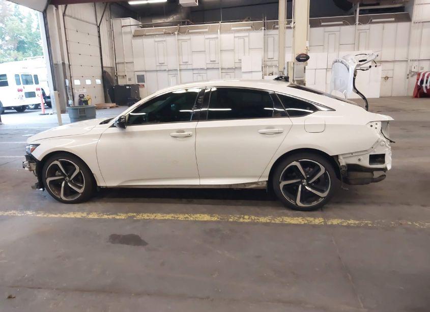 Photo 15 of 2021 Honda Accord SPORT 2.0T (VIN 1HGCV2F35MA015090)