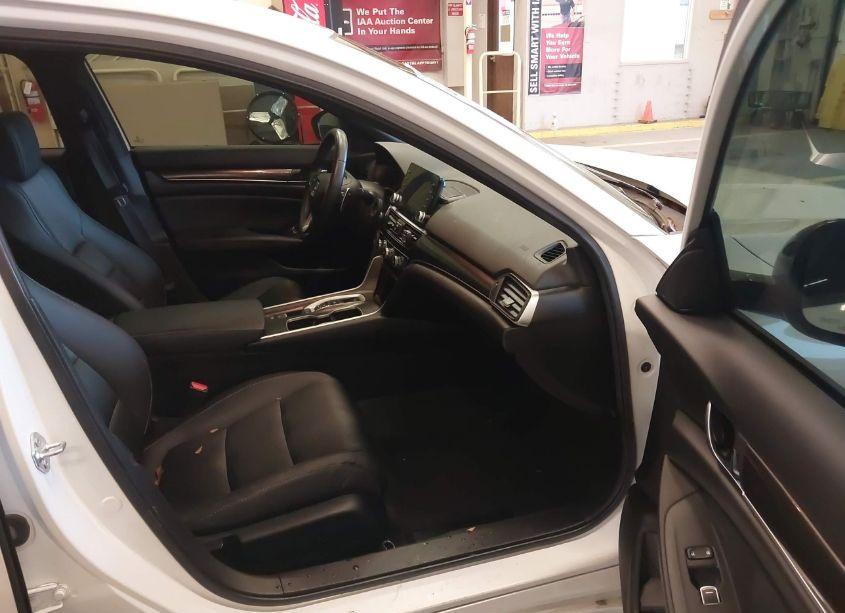 Photo 5 of 2021 Honda Accord SPORT 2.0T (VIN 1HGCV2F35MA015090)