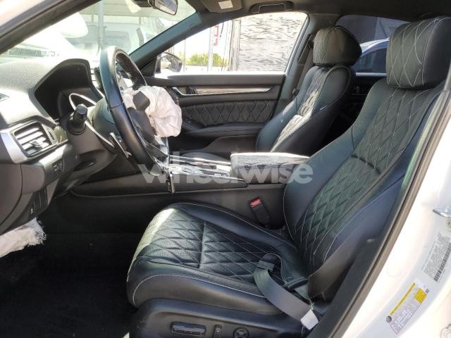 Photo 3 of 2021 HONDA ACCORD SPORT (VIN 1HGCV2F35MA016935)