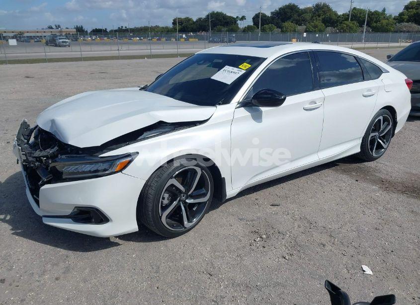 Photo 2 of 2021 Honda Accord SPORT 2.0T (VIN 1HGCV2F35MA029023)