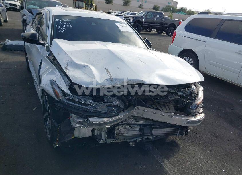 Photo 6 of 2022 Honda Accord SPORT 2.0T (VIN 1HGCV2F35NA003216)