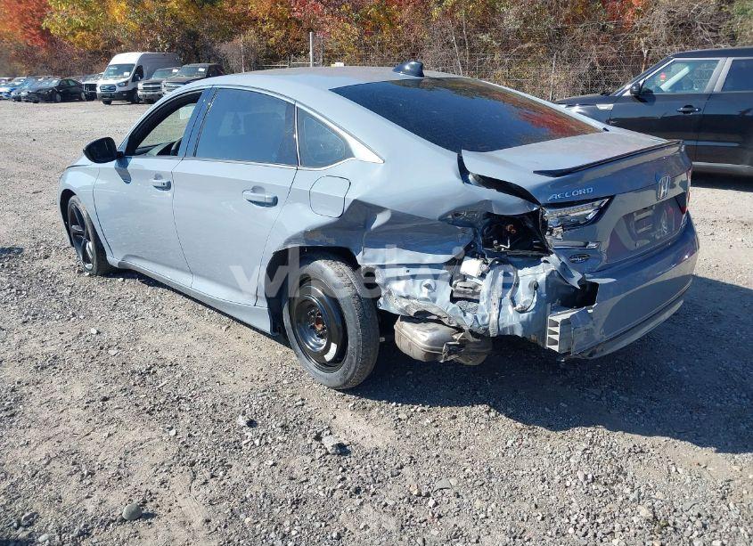 Photo 3 of 2022 Honda Accord SPORT 2.0T (VIN 1HGCV2F35NA015673)