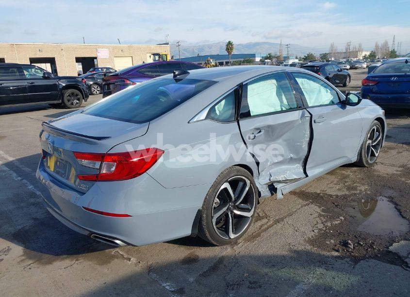 Photo 4 of 2022 Honda Accord SPORT 2.0T (VIN 1HGCV2F35NA020596)