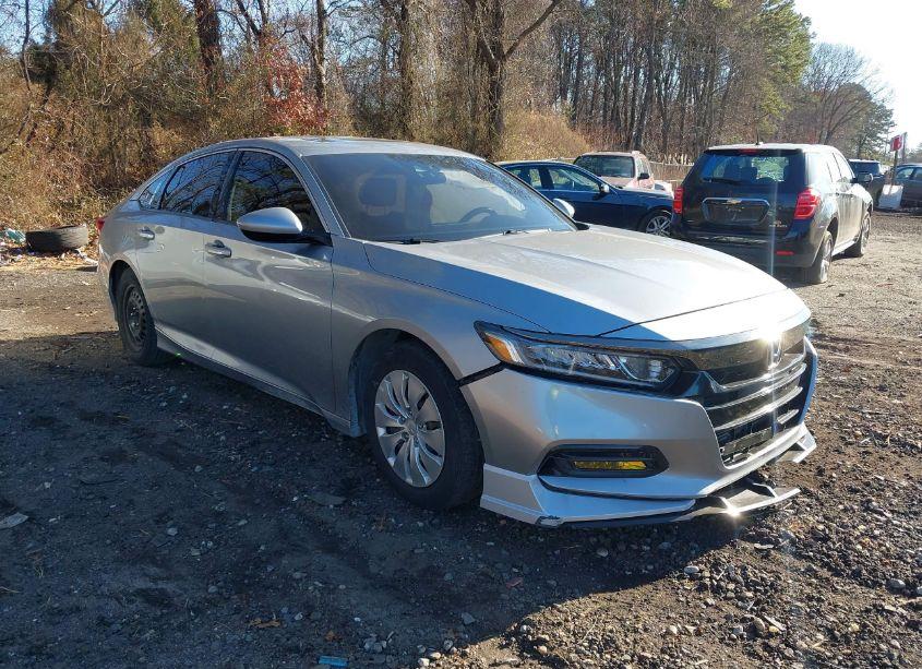 2018 Honda Accord SPORT 2.0T (VIN 1HGCV2F36JA025705) main photo