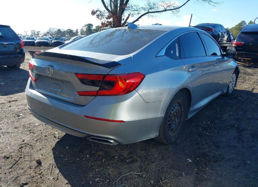 Photo 4 of 2018 Honda Accord SPORT 2.0T (VIN 1HGCV2F36JA025705)