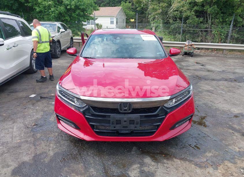 Photo 12 of 2018 Honda Accord SPORT 2.0T (VIN 1HGCV2F36JA033562)