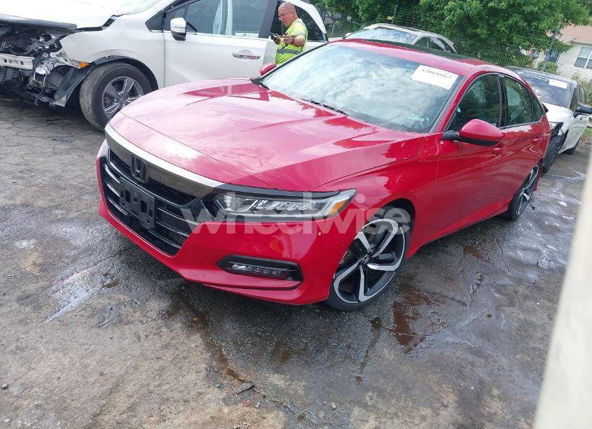 Photo 2 of 2018 Honda Accord SPORT 2.0T (VIN 1HGCV2F36JA033562)