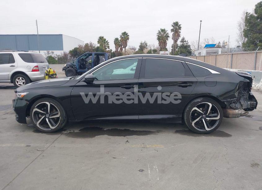 Photo 14 of 2018 Honda Accord SPORT 2.0T (VIN 1HGCV2F36JA034534)