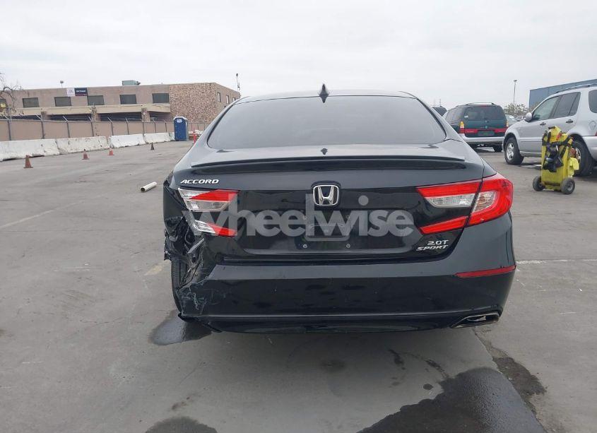 Photo 16 of 2018 Honda Accord SPORT 2.0T (VIN 1HGCV2F36JA034534)