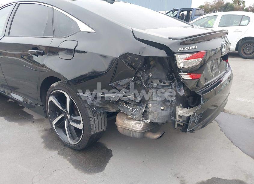 Photo 6 of 2018 Honda Accord SPORT 2.0T (VIN 1HGCV2F36JA034534)