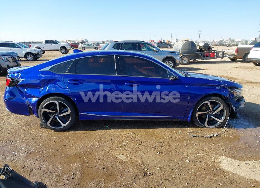 Photo 14 of 2018 Honda Accord SPORT 2.0T (VIN 1HGCV2F36JA035103)