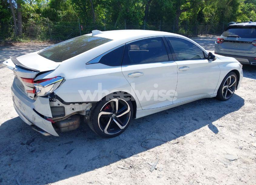 Photo 4 of 2018 Honda Accord SPORT 2.0T (VIN 1HGCV2F36JA038826)