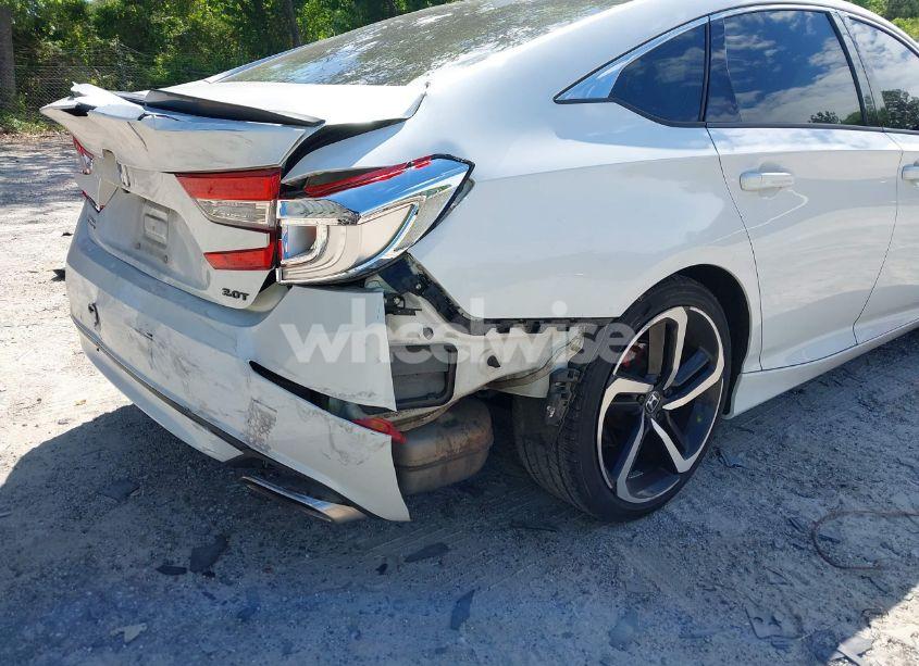 Photo 6 of 2018 Honda Accord SPORT 2.0T (VIN 1HGCV2F36JA038826)