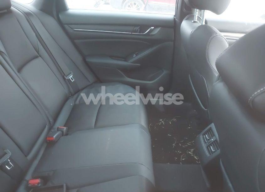 Photo 8 of 2018 Honda Accord SPORT 2.0T (VIN 1HGCV2F36JA046781)