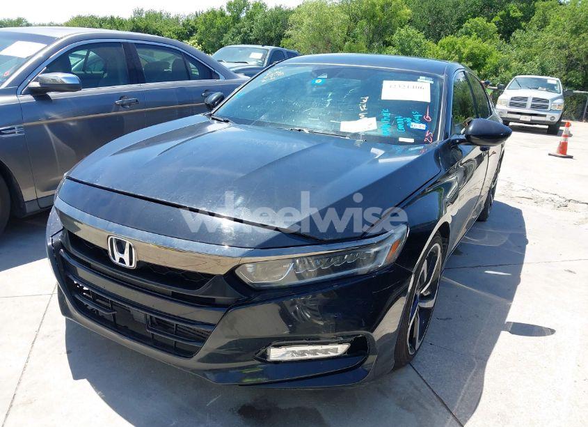 Photo 2 of 2020 Honda Accord SPORT 2.0T (VIN 1HGCV2F36LA019597)