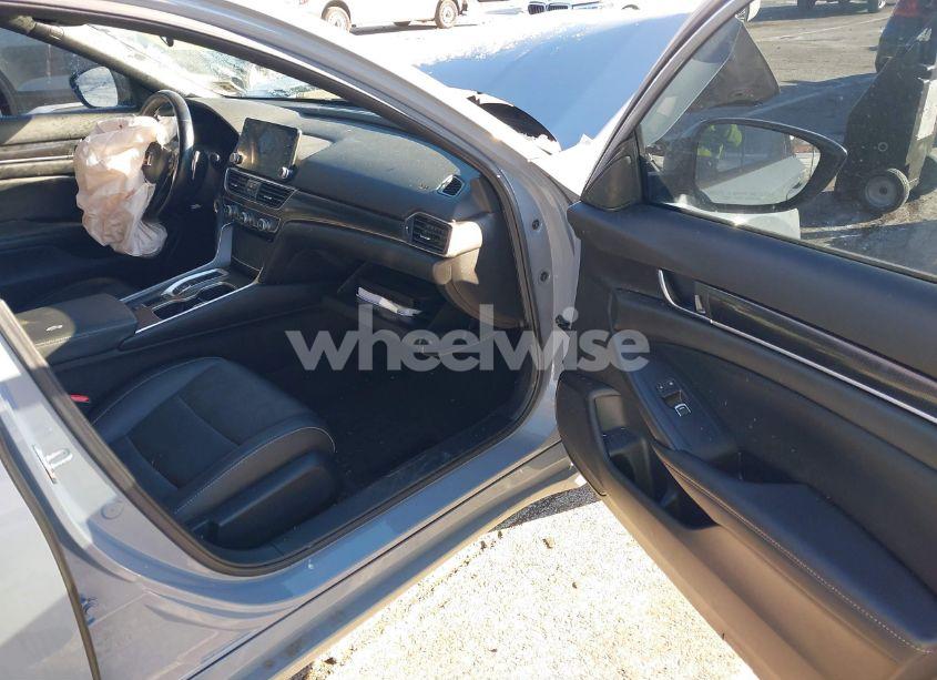 Photo 5 of 2021 Honda Accord SPORT 2.0T (VIN 1HGCV2F36MA021593)