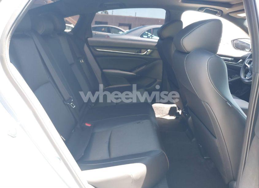Photo 8 of 2022 Honda Accord SPORT 2.0T (VIN 1HGCV2F36NA018971)