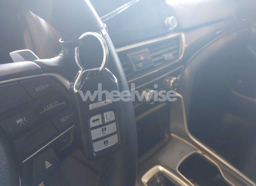 Photo 11 of 2022 Honda Accord SPORT 2.0T (VIN 1HGCV2F36NA022678)