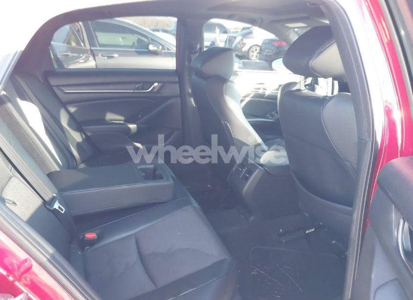 Photo 8 of 2018 Honda Accord SPORT 2.0T (VIN 1HGCV2F37JA052489)